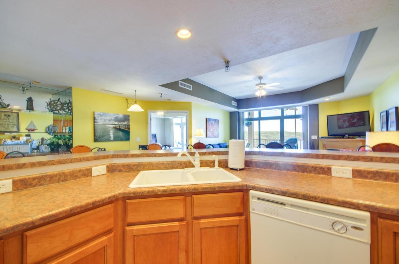 Lakefront Osage Beach Condo Balcony And Pool Access Extérieur photo