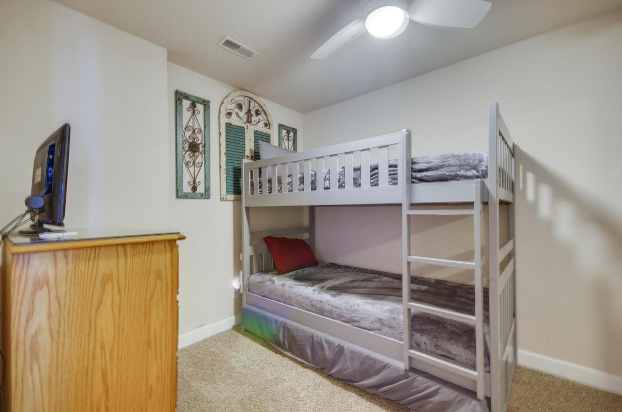 Lakefront Osage Beach Condo Balcony And Pool Access Extérieur photo